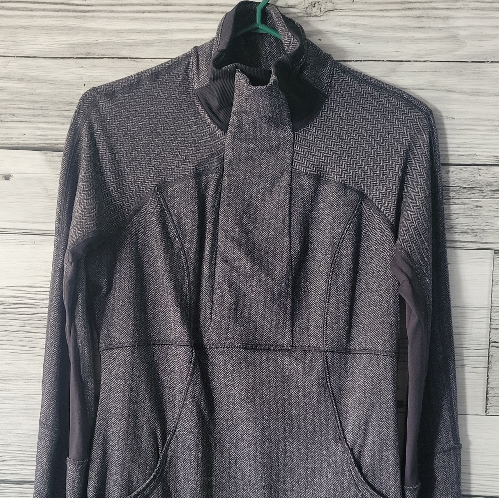 Lululemon pullover jacket - Picture 5 of 5